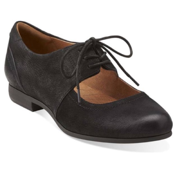 clarks indigo mary jane shoes